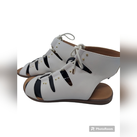 Tommy Hilfiger White Beautie Flat Lace Up Sandals Women's Size 7 1/2 M - Picture 2 of 7
